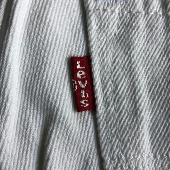 Rare Levi's White Denim Shorts w/pocket patterns for Summer - Picture 6 of 12
